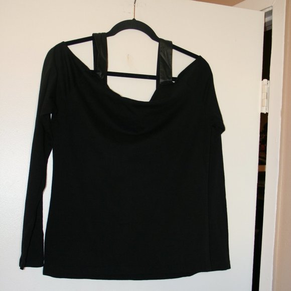 COPY - Fabletics Black Khole Cold Shoulder Activewear Size XL - Picture 4 of 4